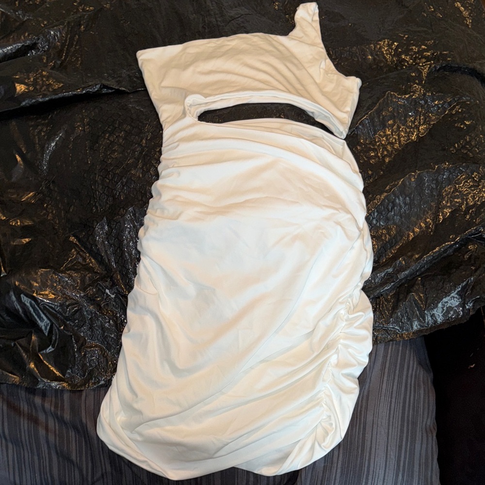 SHEIN Elegant White Satin Garment